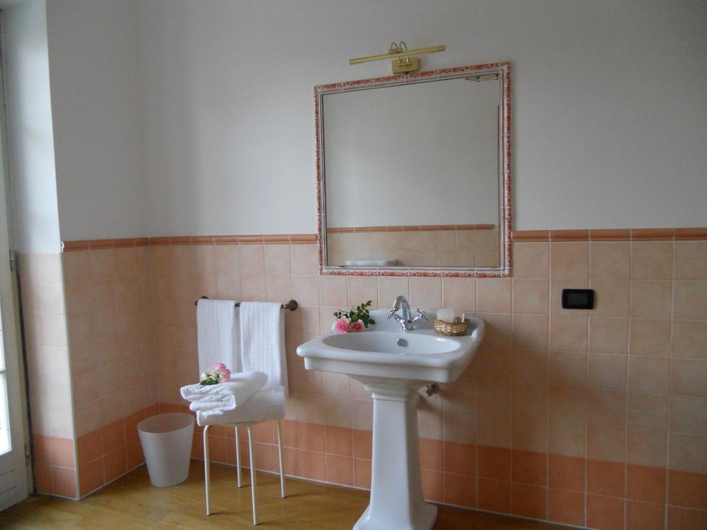 Beb Villa Aurora Carmagnola Luaran gambar
